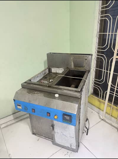 Fast food fryer
