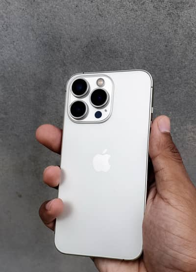 Apple iPhone 13 Pro