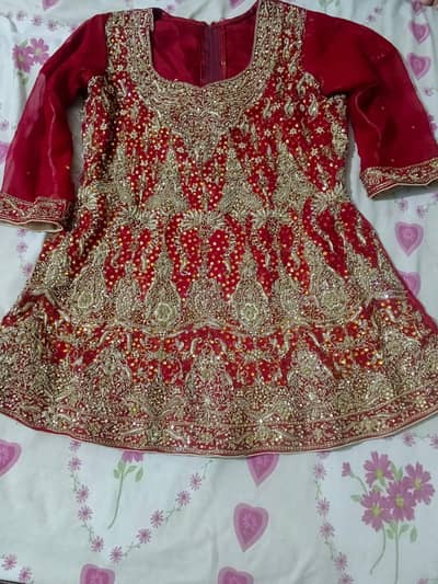 lehnga 1 sided fully work 1 side gota patti aur nag