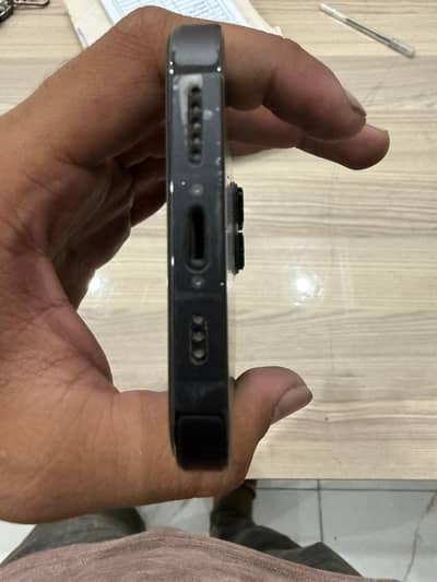 Apple iPhone 14 Pro all ok genuine UK model esim.