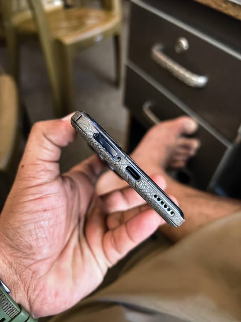 Honor Magic7 Pro 4
