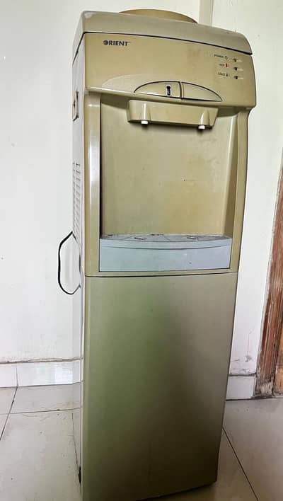 Orient water dispenser used