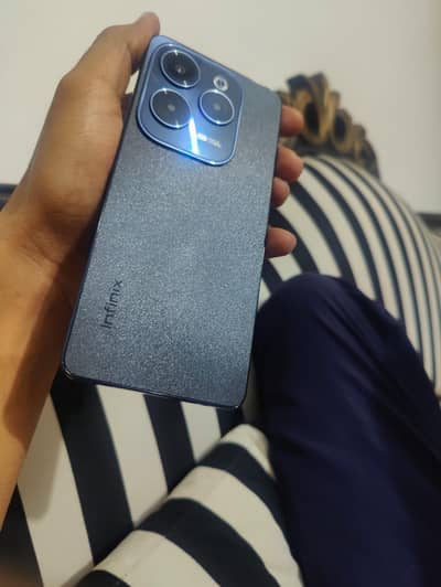 Infinix Hot 40
