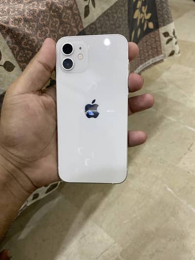 Apple iPhone 12