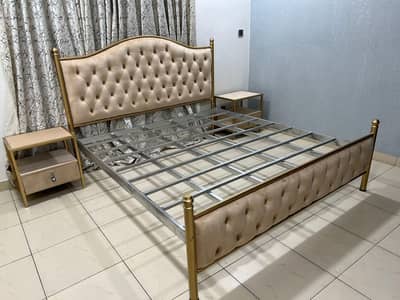 Double Bed//iron double bed//queen Bed//Bed Set//03204602864