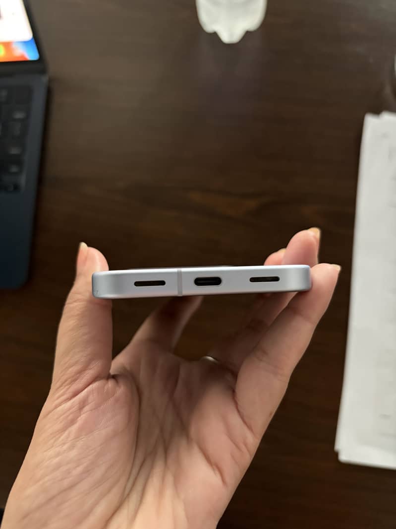 Google Pixel 10 5