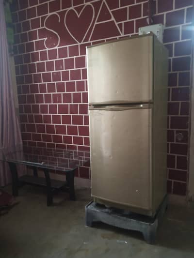 FRIDGE FOR SALE