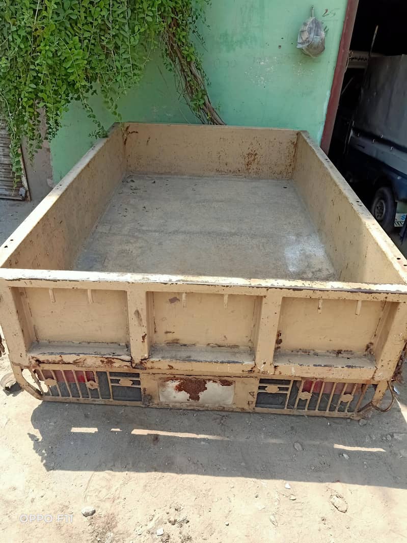 سوزوکی پک اپ کی ٹرالی ہے سوزوکی پک اپ کا بیک ڈالا ہے دیسی بنا ھوا  ہے 0