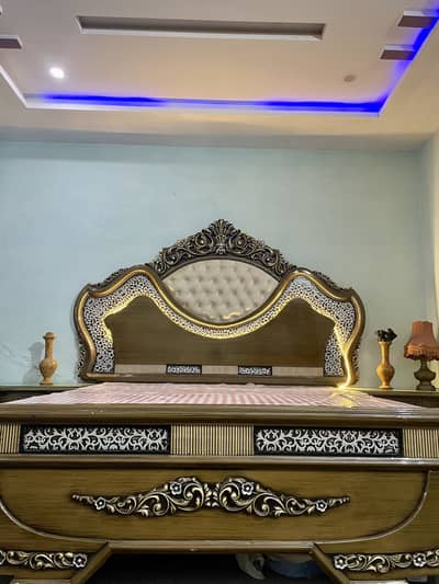 Chinyoti Style Bed and Dressing with mattress | Ultra Luxury Design