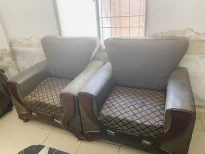 5 seater sofa with table used urgent sale