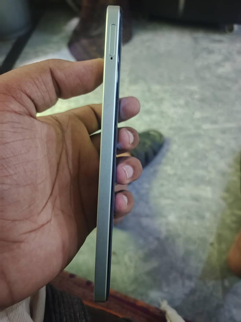 Realme Note 60x 4