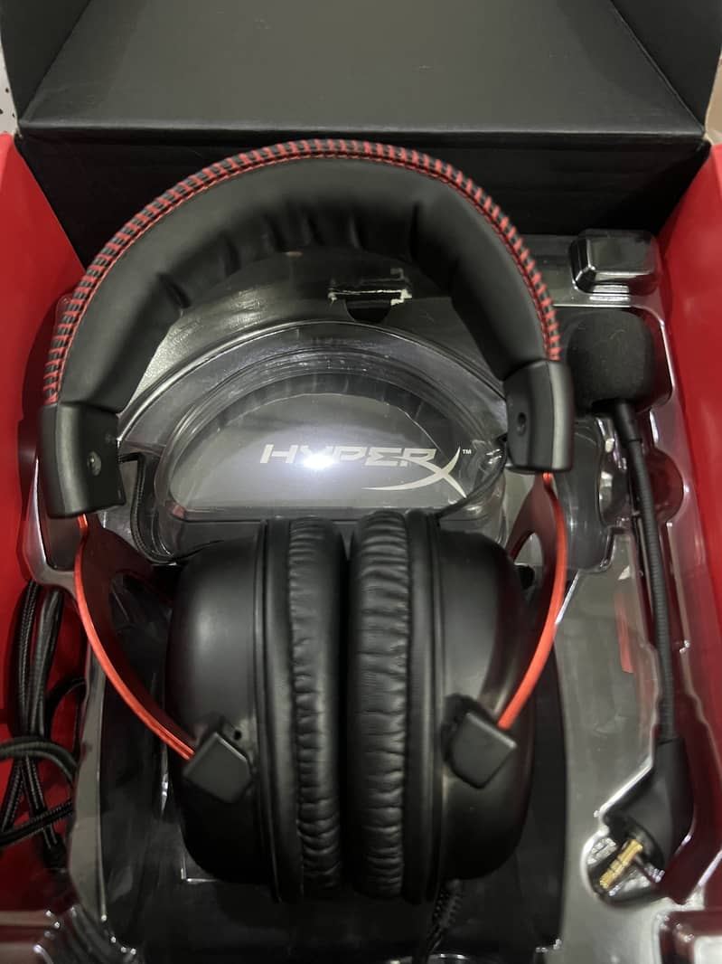 Hypexcloud 2 headsets 1