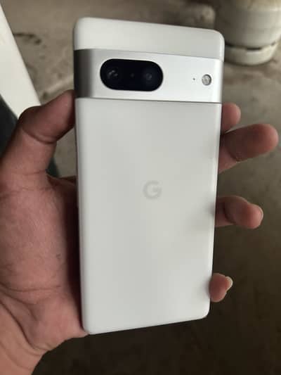 Google Pixel 7 white colour