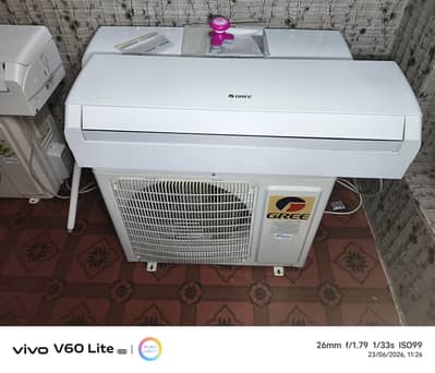 Gree Pular 1.5 Ton 18PITH2W DC INVERTER