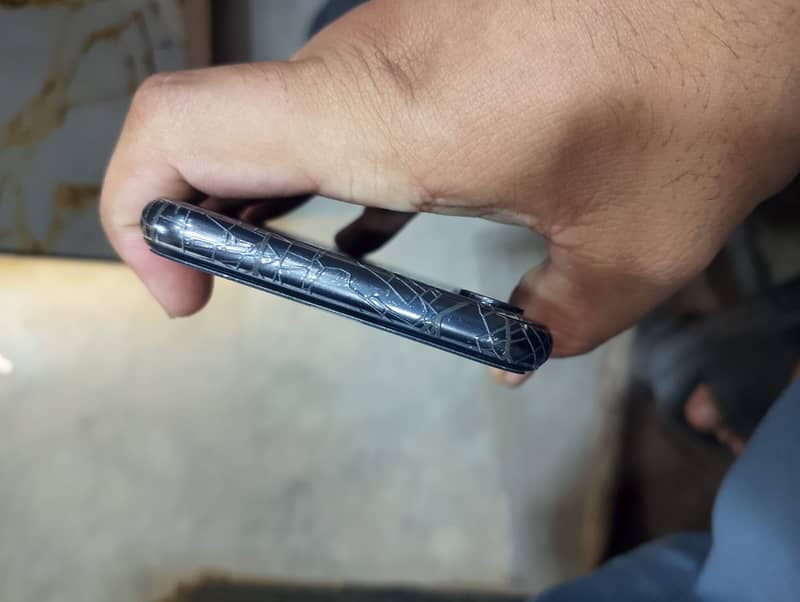 Apple iPhone X 4