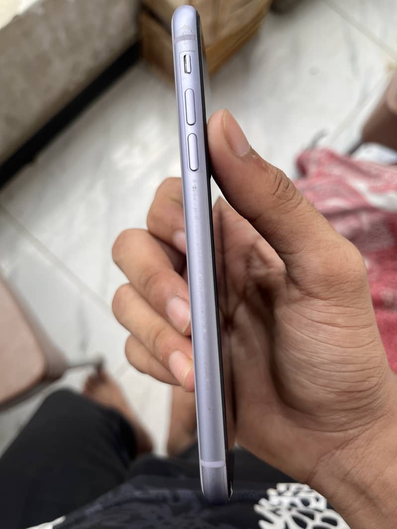 Apple iPhone 11 2