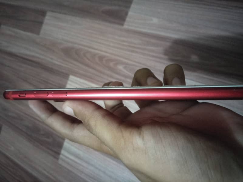 Apple iPhone 7 Plus 1