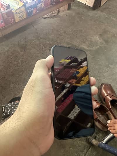 iPhone 13jv