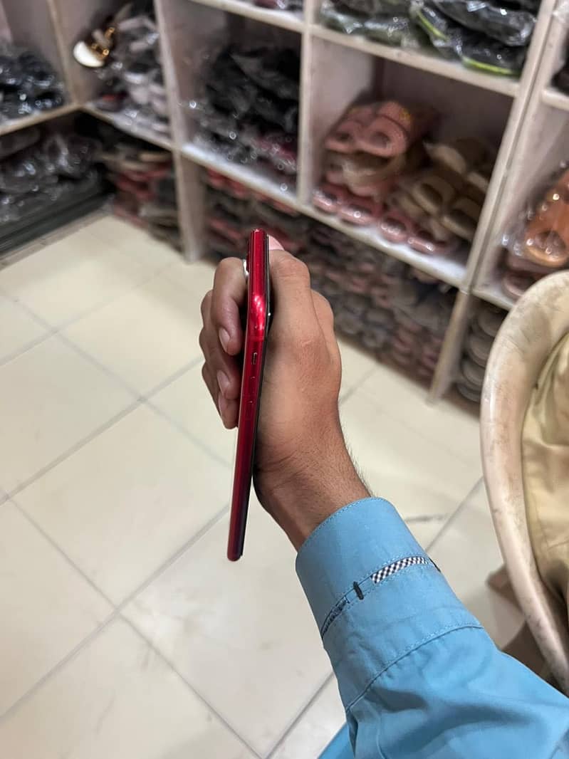 Apple iPhone 8 Plus 2