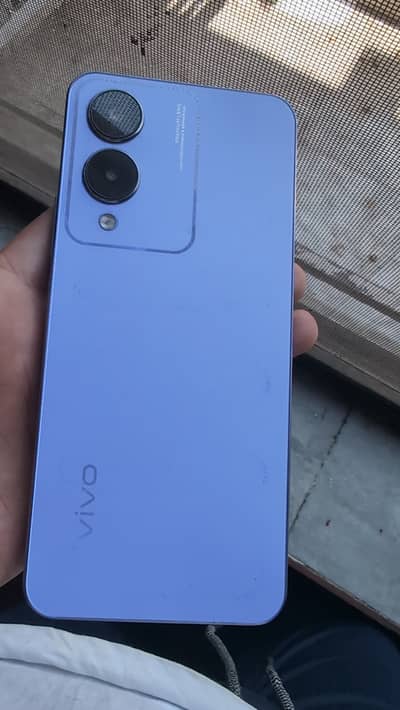 Vivo Y17s