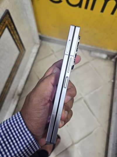 Samsung z fold 6