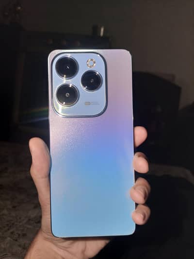 Infinix Hot 40 Pro