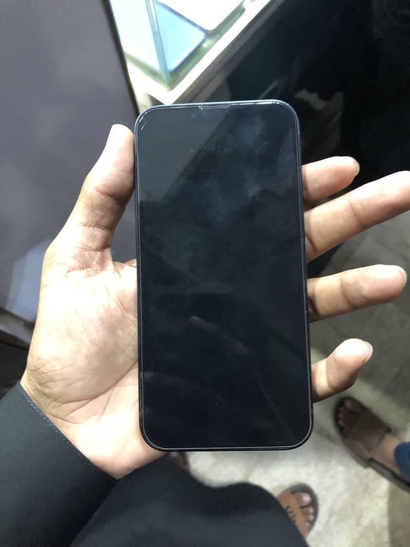Apple iPhone 13 1