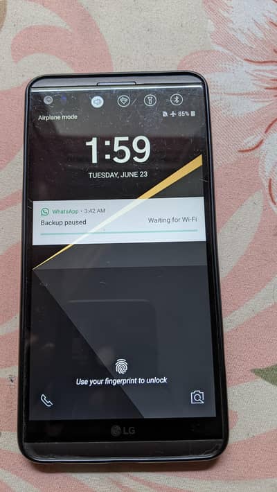 LG V20