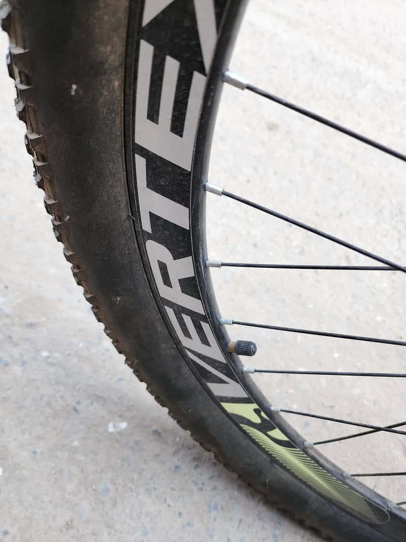 VERTEX 29" bicycle Aluminum made 7