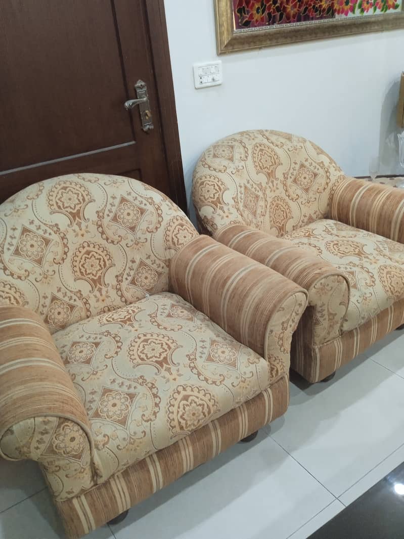 3+1+1 sofa 2