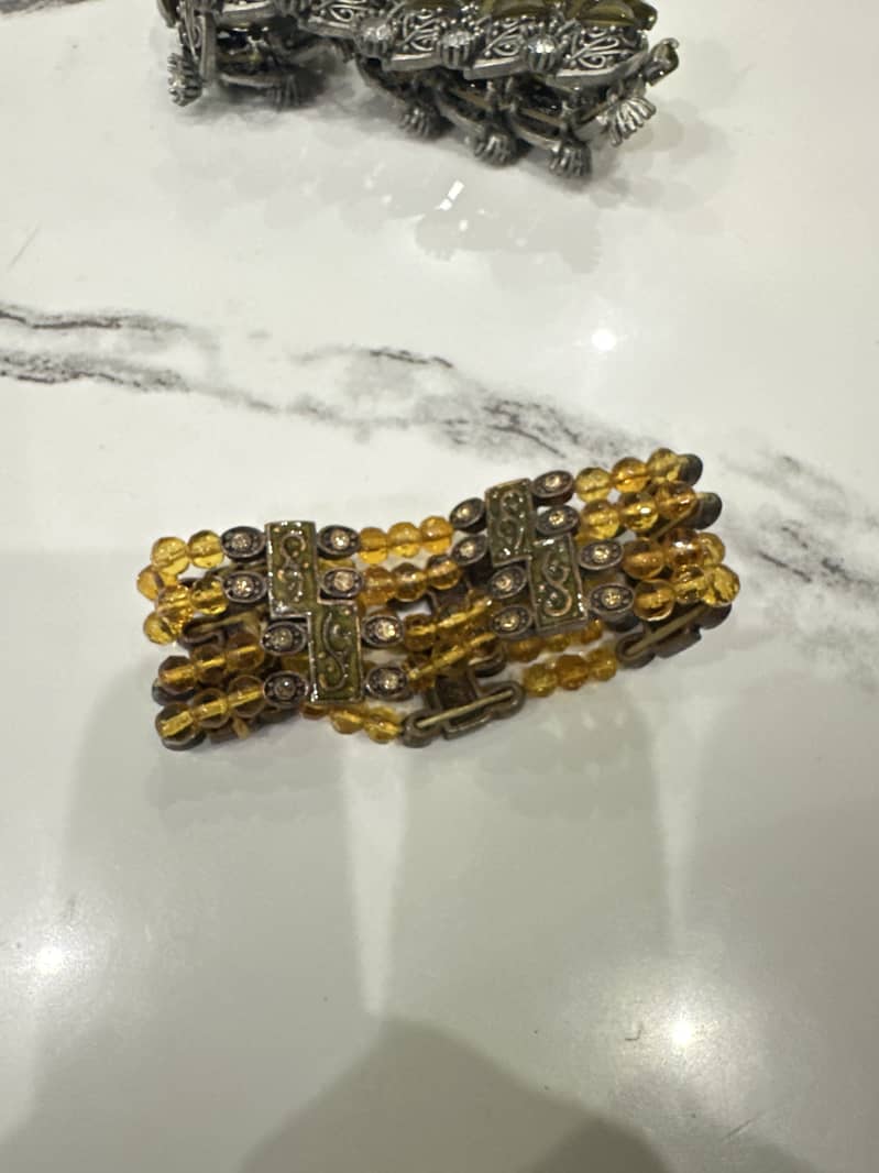 Bracelets 1