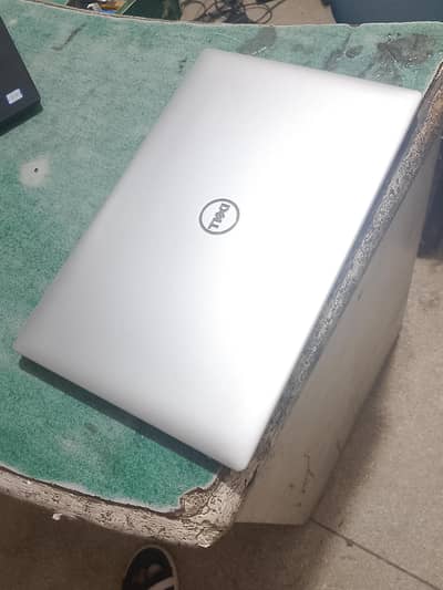 core i7 10 th generation