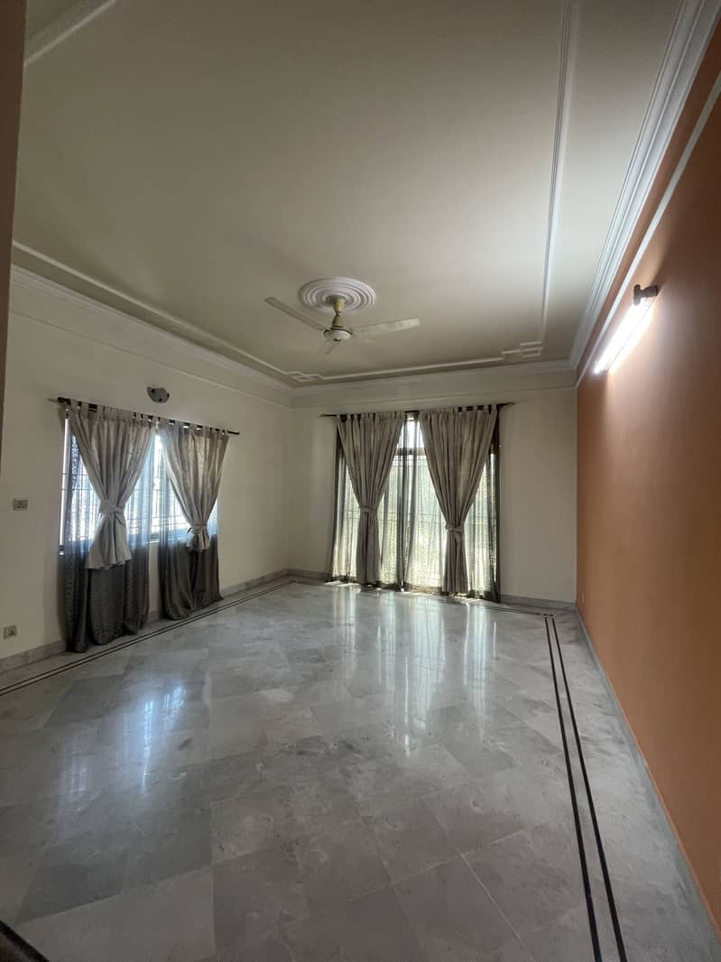 Upper Portion For Rent 6