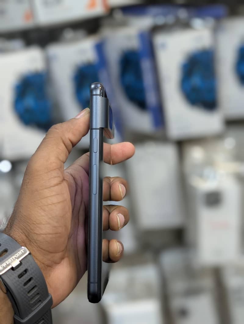 Google Pixel 8 1