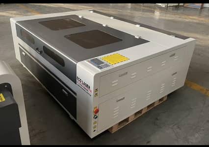laser cutting machine