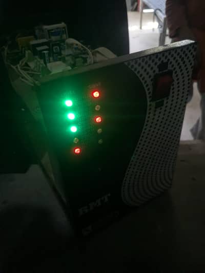 UPS 1000 Watt