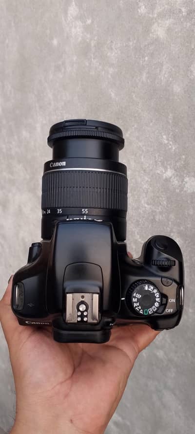 Dslr 1100D Canon Professional Camra.   Lanz 18.55mm Atuo Canon