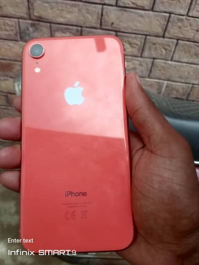 Apple iPhone XR