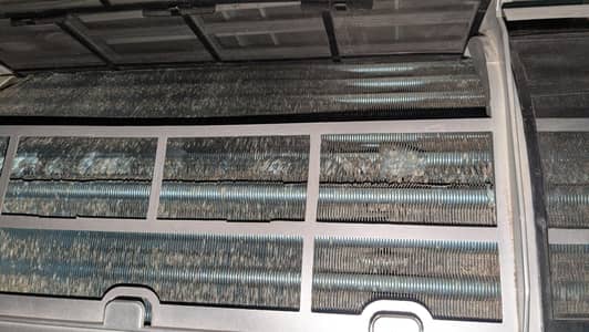 ac ki service feeting reparing hum karty hain