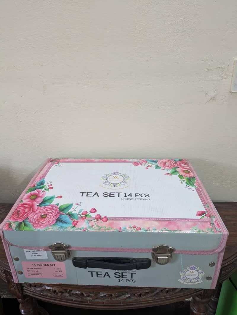 Tea set 1