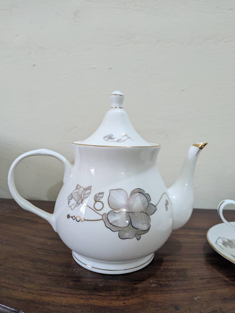 Tea set 3