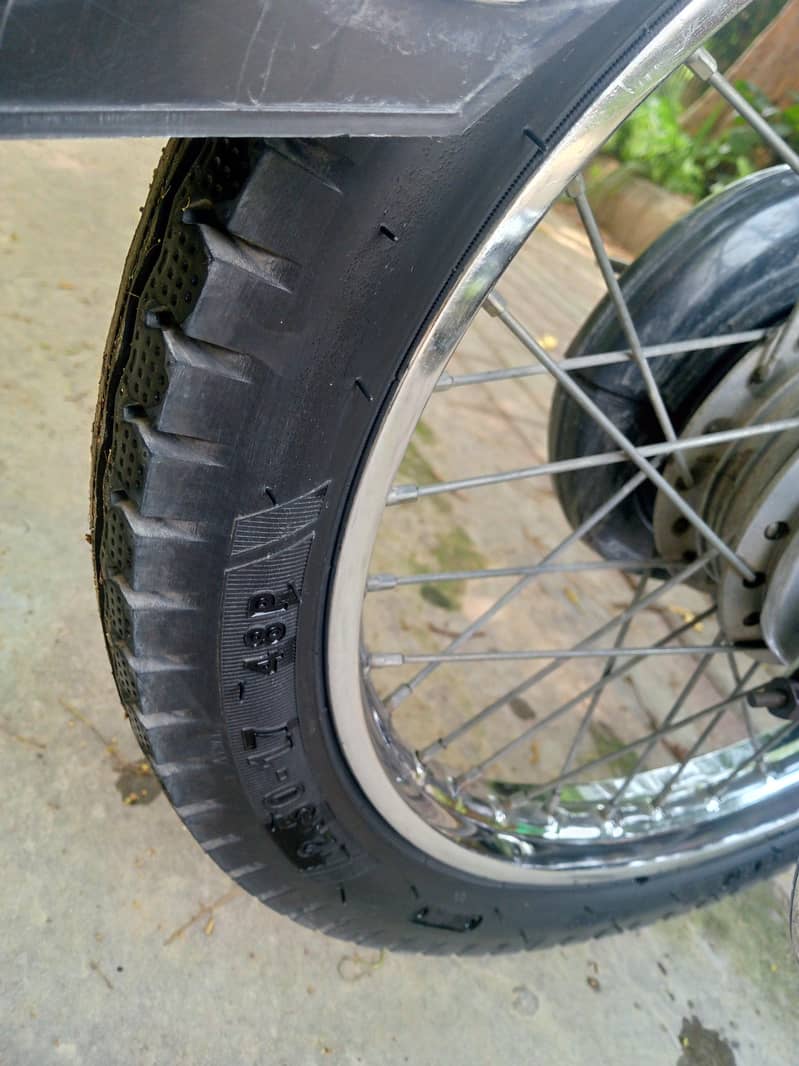 CD 70 2005 model 5