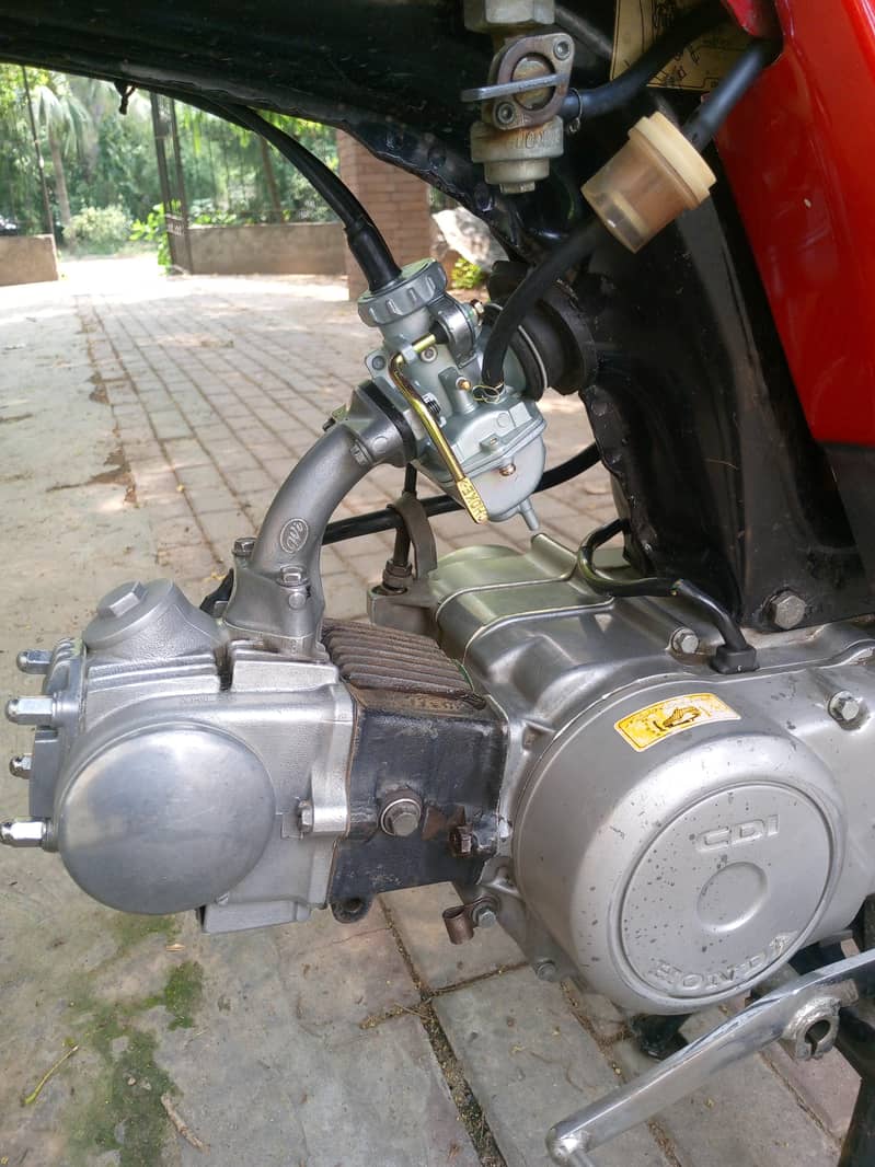CD 70 2005 model 10