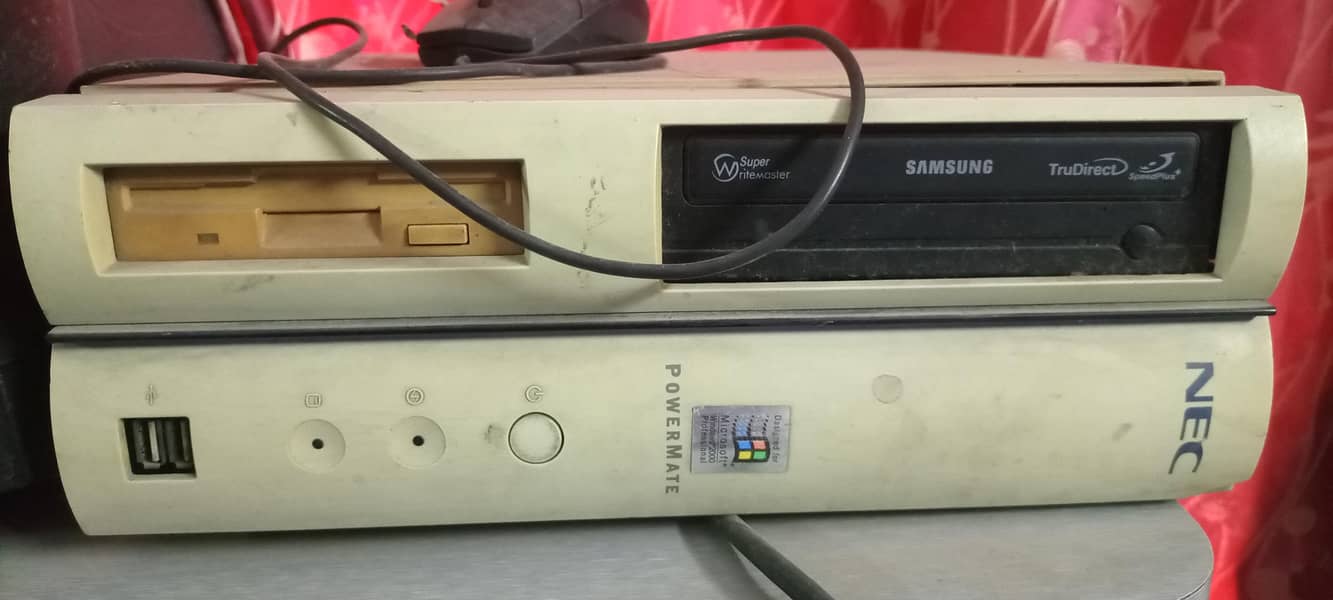 Desktop computer 1