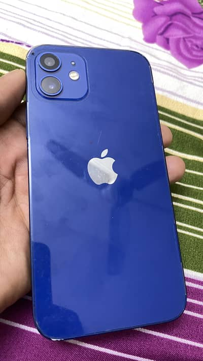 Apple iPhone 12