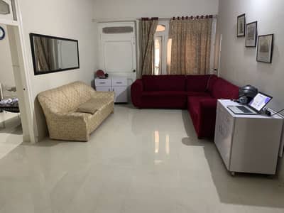 2 Beautiful new rooms on Jail Road for professionals (single/shared)