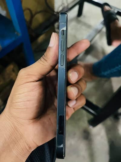 Apple iPhone 12 Pro