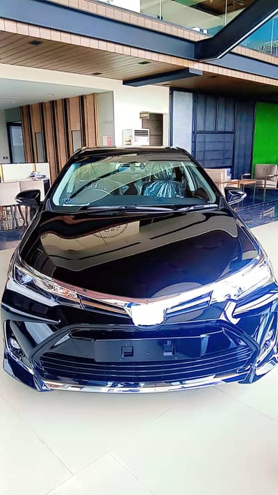 COROLLA GRANDE 1.8 AT CVT-I (BLACK INTERIOR)