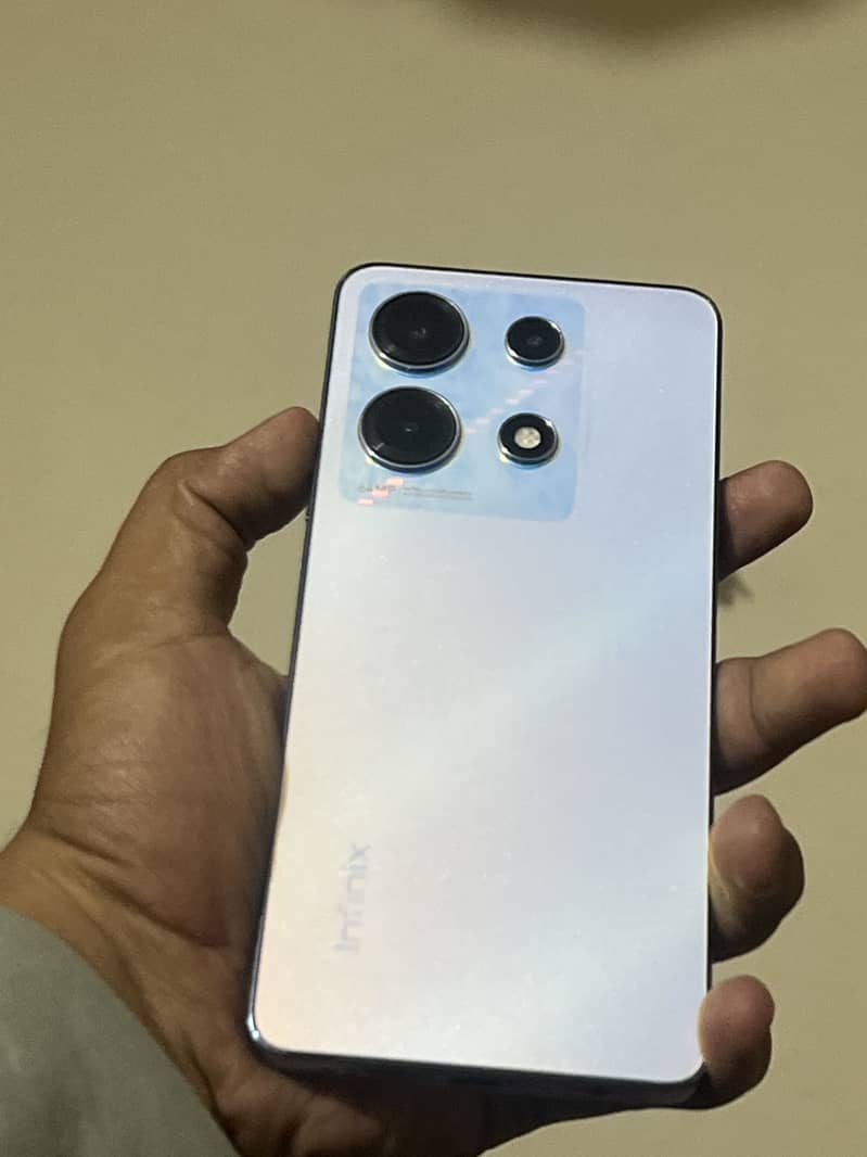 Infinix Note 30 1