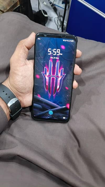 red magic 5g 12/256 just back crack PUBG 90 stable